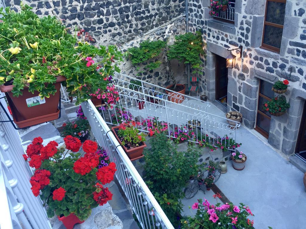 L'Escale De Camille Hotel Murat  Buitenkant foto