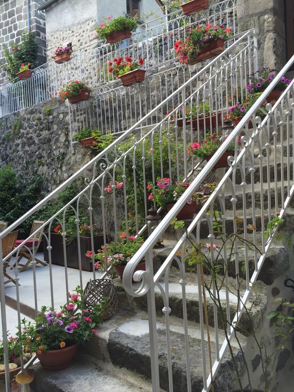 L'Escale De Camille Hotel Murat  Buitenkant foto