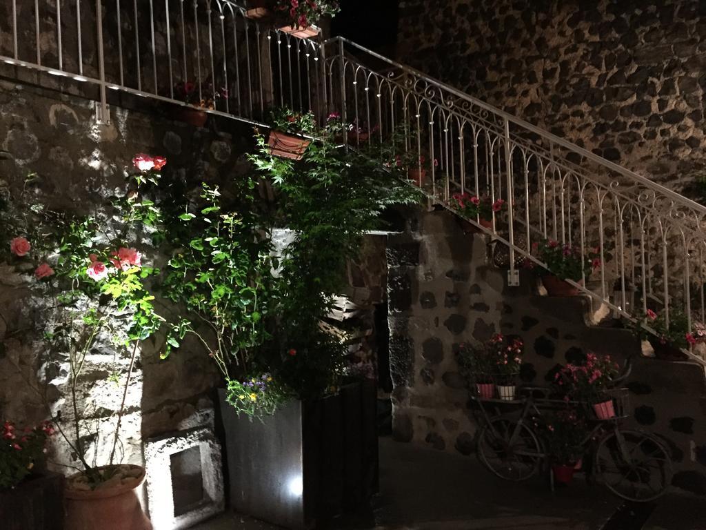 L'Escale De Camille Hotel Murat  Buitenkant foto