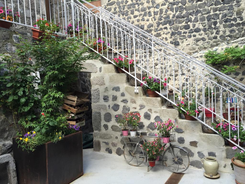 L'Escale De Camille Hotel Murat  Buitenkant foto